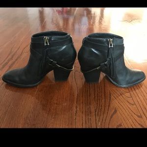 Dolce Vita Ankle Booties size 7.5